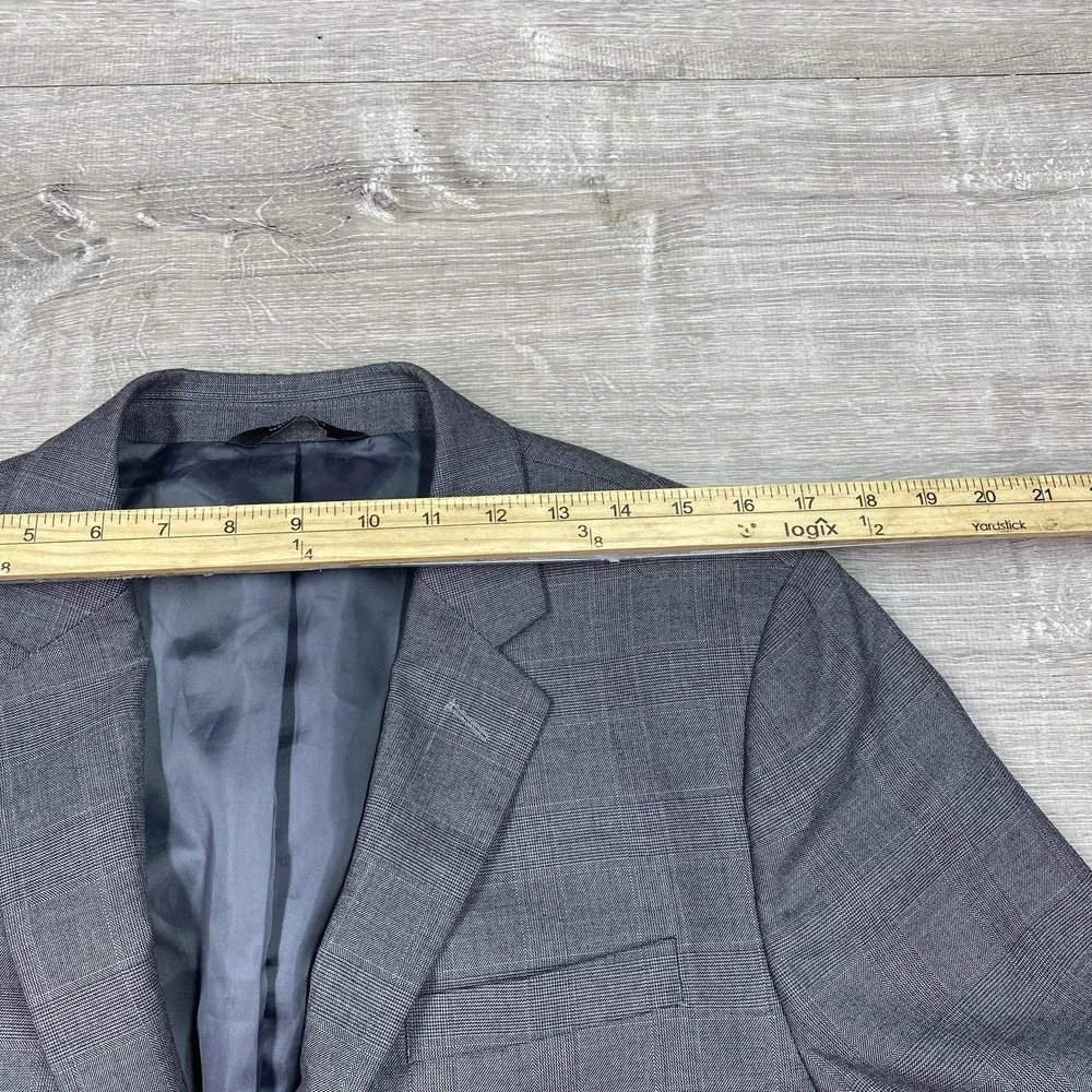 Source Unknown type suit